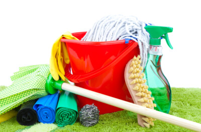 Cleaning things with bucket